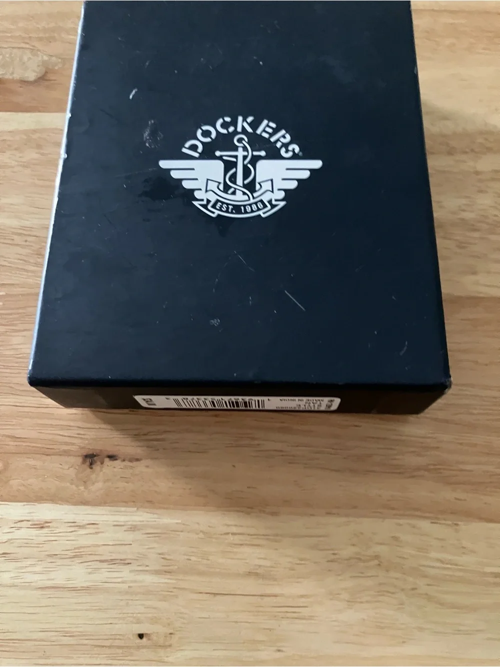 Dockers Tan Leather Card & Key Holder